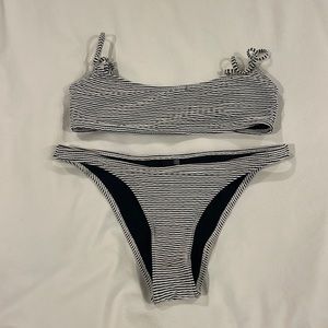 TRIANGL M striped bikini